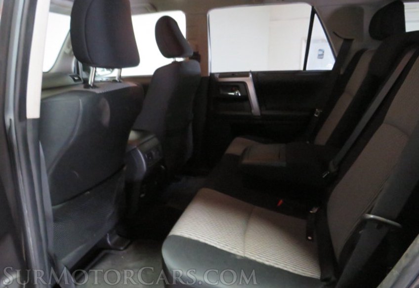 2015 Toyota 4Runner - Image 29