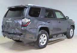 2015 Toyota 4Runner - Image 6