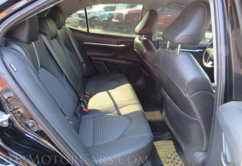 2020 Toyota Camry - Image 28