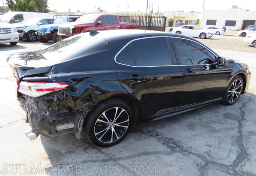 2020 Toyota Camry - Image 6