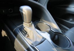2020 Toyota Camry - Image 41