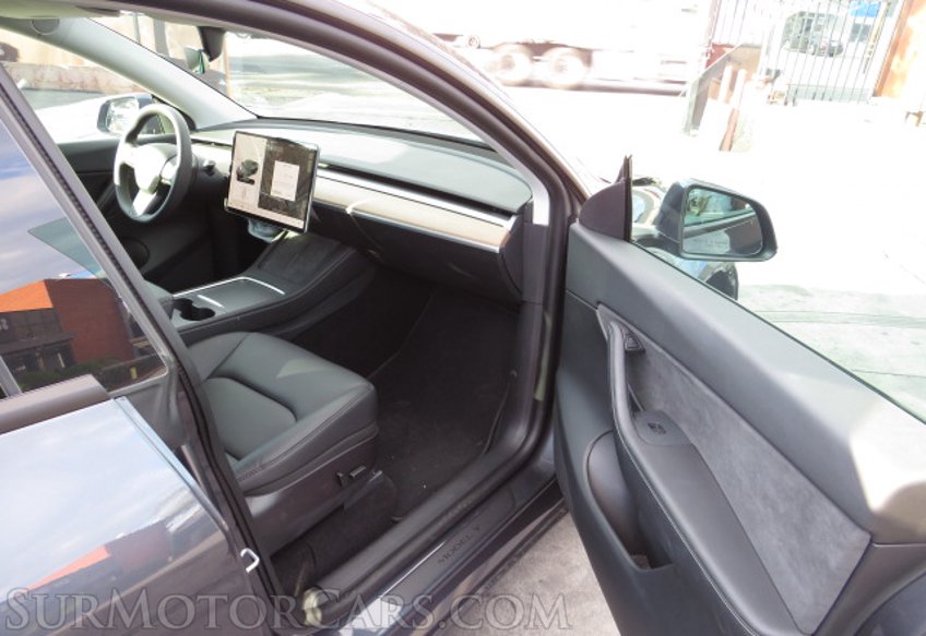 2021 Tesla Model Y - Image 20