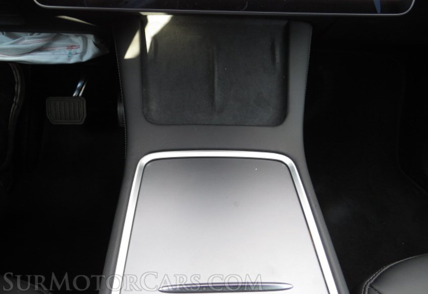 2021 Tesla Model Y - Image 40
