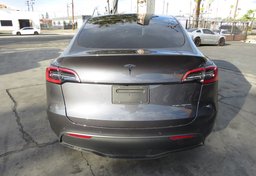 2021 Tesla Model Y - Image 12