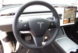 2021 Tesla Model Y - Image 33