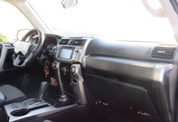 2016 Toyota 4Runner - Image 28