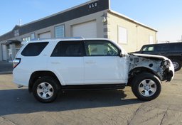 2016 Toyota 4Runner - Image 10