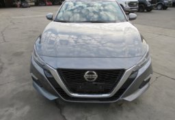 2021 Nissan Altima - Image 11