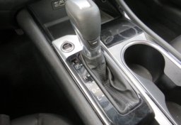 2021 Nissan Altima - Image 38