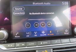 2021 Nissan Altima - Image 36