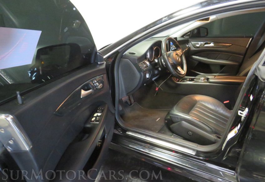 2016 Mercedes-Benz CLS - Image 20