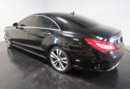 2016 Mercedes-Benz CLS - Image 10