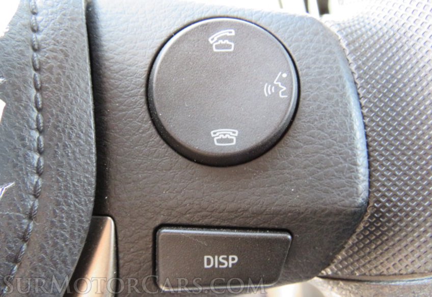 2015 Toyota RAV4 - Image 36