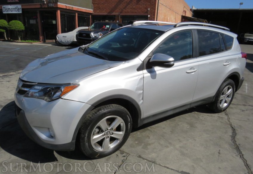 2015 Toyota RAV4 - Image 3