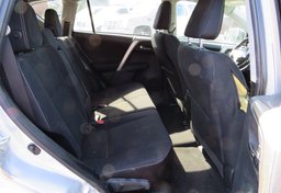 2015 Toyota RAV4 - Image 28