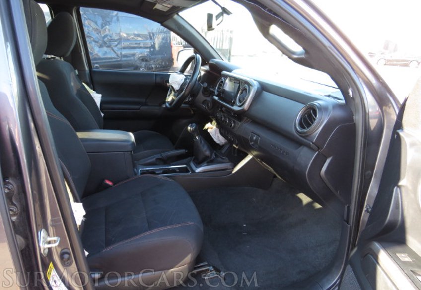 2016 Toyota Tacoma - Image 23