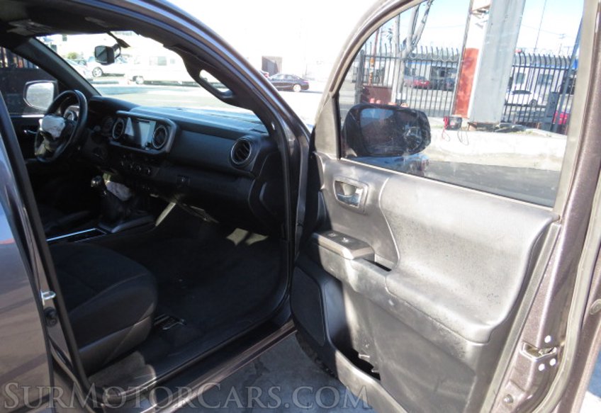 2016 Toyota Tacoma - Image 22