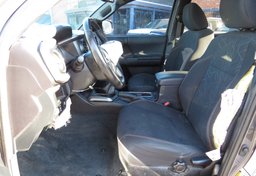 2016 Toyota Tacoma - Image 26