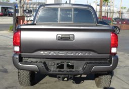 2016 Toyota Tacoma - Image 13