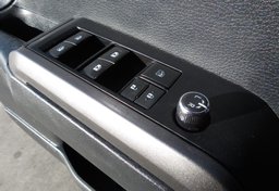 2016 Toyota Tacoma - Image 47