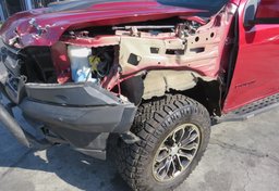 2018 Chevrolet Colorado - Image 12