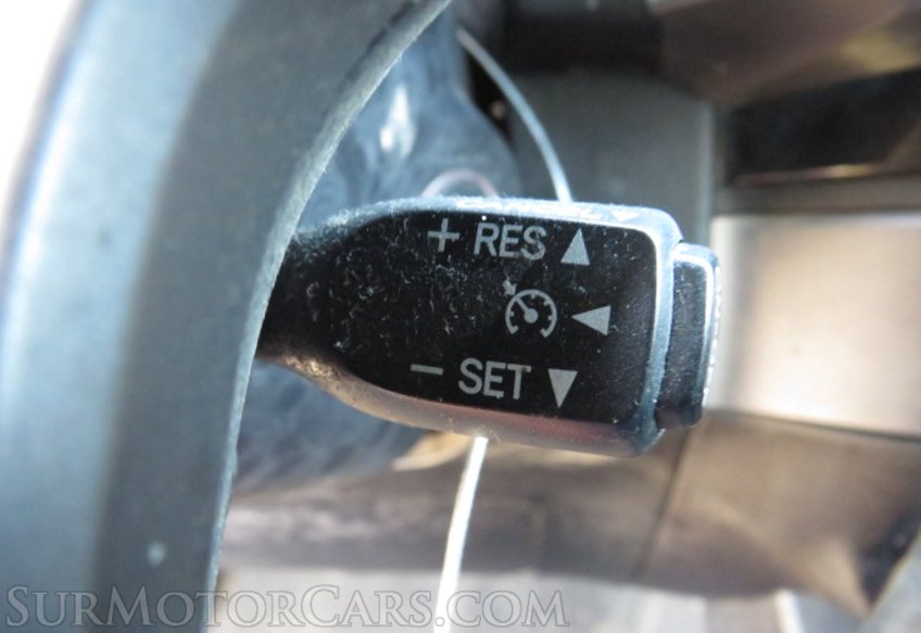 2017 Toyota Tacoma - Image 38