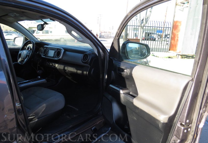 2017 Toyota Tacoma - Image 21