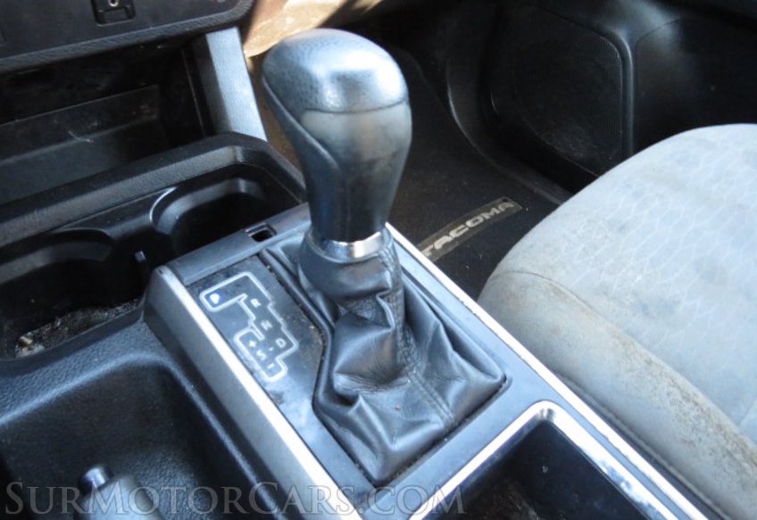 2017 Toyota Tacoma - Image 39