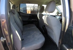 2017 Toyota Tacoma - Image 30