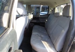 2017 Toyota Tacoma - Image 31