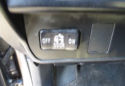 2017 Toyota Tacoma - Image 42