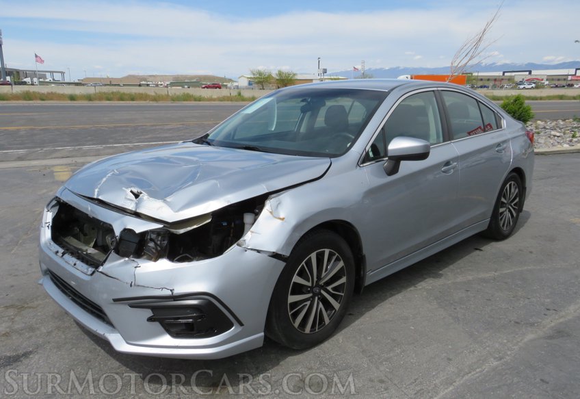 2018 Subaru Legacy - Image 2