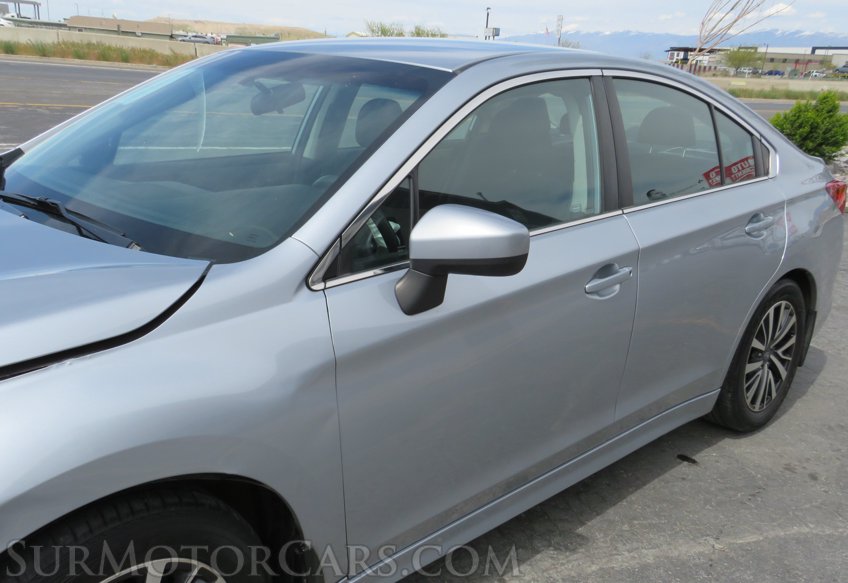 2018 Subaru Legacy - Image 16
