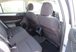 2018 Subaru Legacy - Image 30