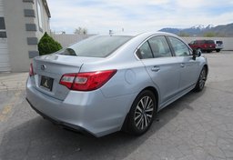 2018 Subaru Legacy - Image 5