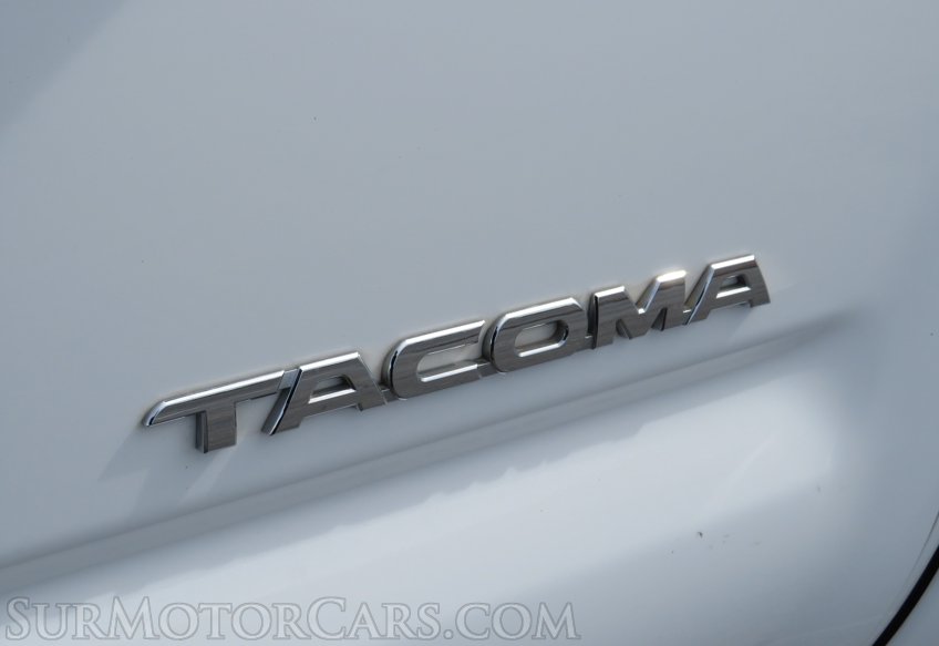 2014 Toyota Tacoma - Image 23