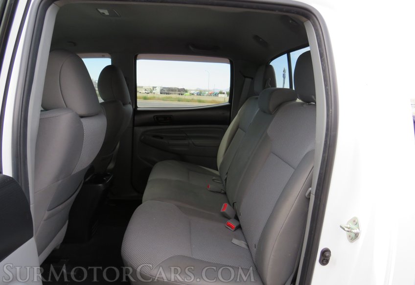 2014 Toyota Tacoma - Image 33