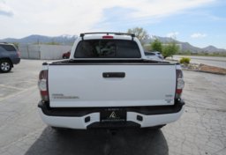 2014 Toyota Tacoma - Image 11
