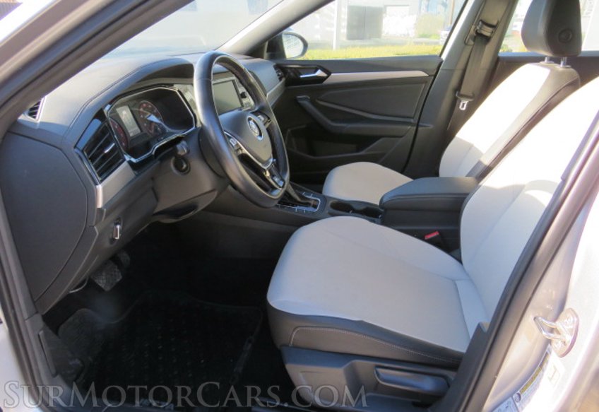 2021 Volkswagen Jetta - Image 25