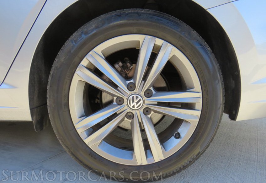 2021 Volkswagen Jetta - Image 20