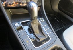 2021 Volkswagen Jetta - Image 39