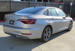 2021 Volkswagen Jetta - Image 12