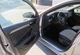 2021 Volkswagen Jetta - Image 21