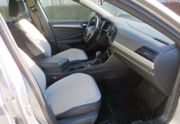 2021 Volkswagen Jetta - Image 26