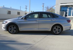 2021 Volkswagen Jetta - Image 5