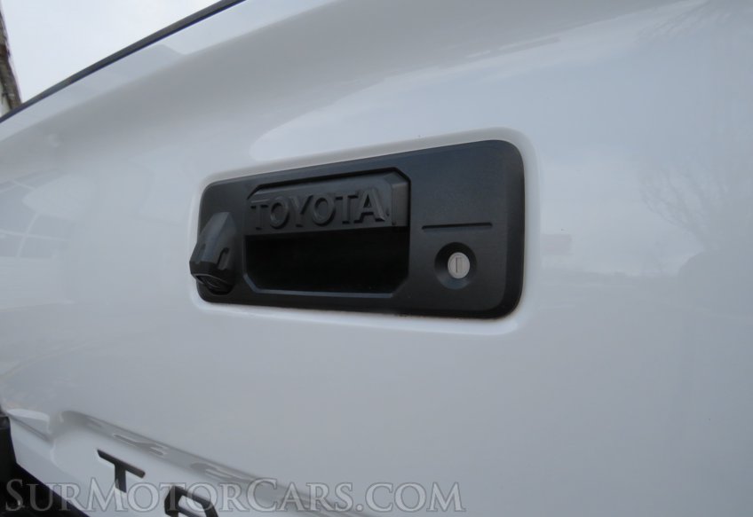 2020 Toyota Tacoma 4WD - Image 22