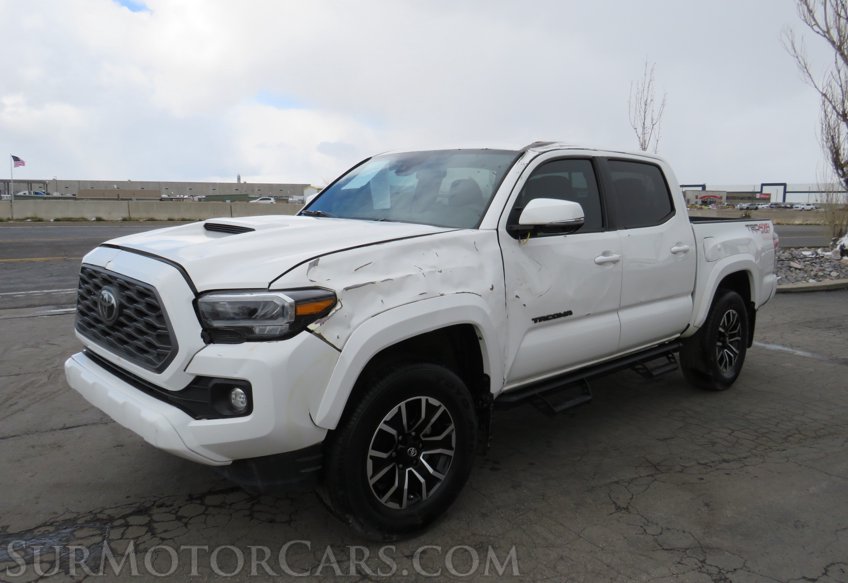 2020 Toyota Tacoma 4WD - Image 4
