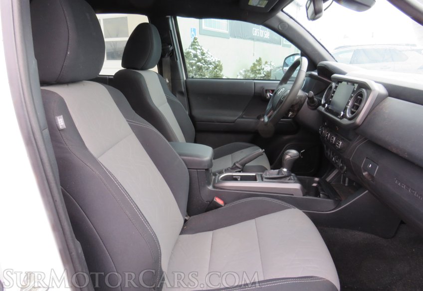 2020 Toyota Tacoma 4WD - Image 26