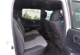 2020 Toyota Tacoma 4WD - Image 27