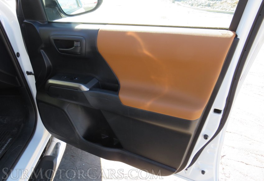 2019 Toyota Tacoma - Image 56